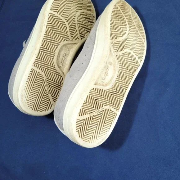 ❤️ Champion Sueded Finish Low Profile Sneakers - Picture 7 of 8
